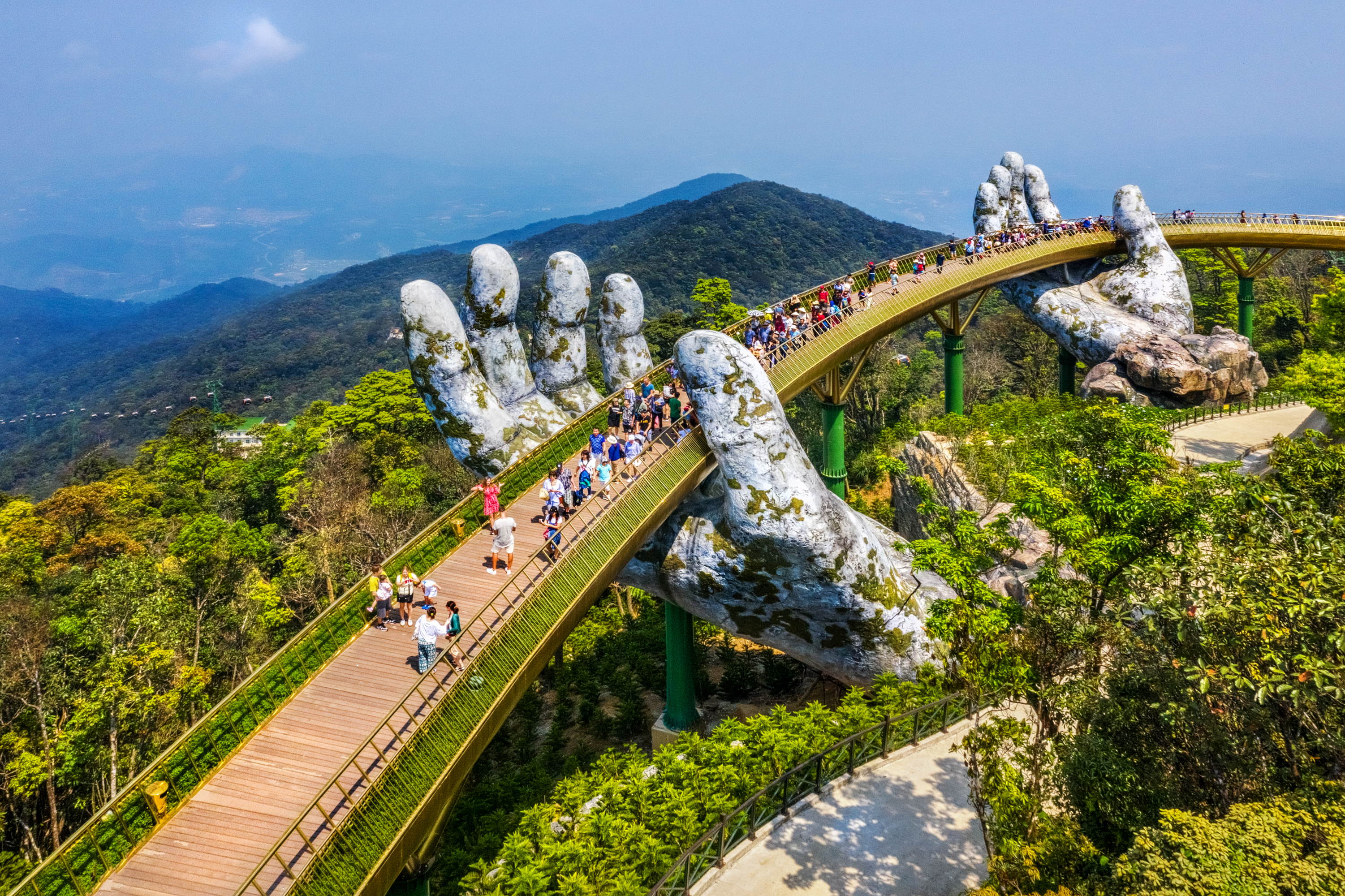 【飛越假期】探訪世界遺產~峴港順化會安六日遊 ( 四星 ) (高雄出發)