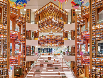 【鍾情韓國好威風】愛寶樂園、首爾明洞、水原星空圖書館、水果大福DIY+韓服體驗+海苔博物館+韓流潮拍大頭貼、美食饗宴五天（再升等一晚五花酒店）《不走人蔘+保肝》【德威航空、高雄飛仁川】