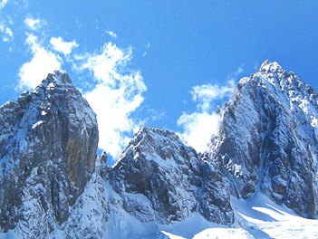 【遊遍中國自由行】昆明大理麗江、玉龍雪山～大索道、瀘沽湖 、香格里拉八天（無購物無自費）【南方航空、桃園出發】